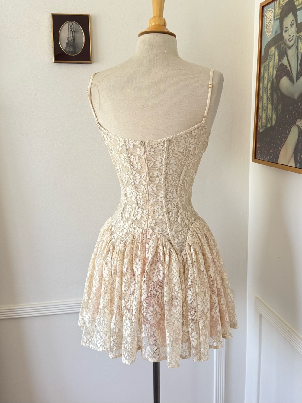 Cream Lace Babydoll Chemise with Pink Ribbon Accent - Picture 5 of 6